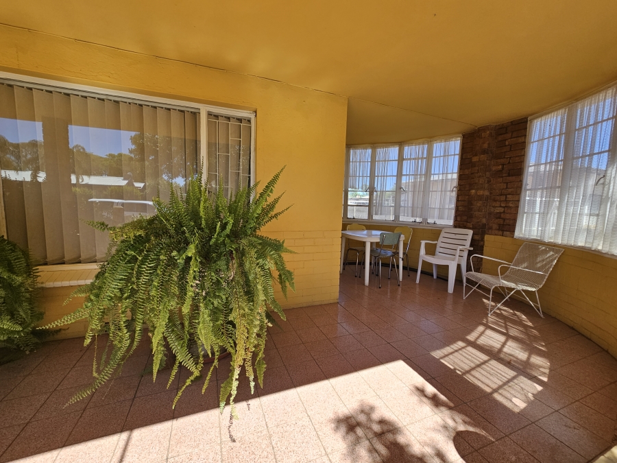 4 Bedroom Property for Sale in Die Rand Northern Cape